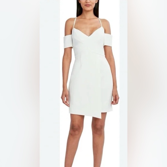 BCBGMaxAzria elegant Cocktail Off White MV01D12E Dress NWT